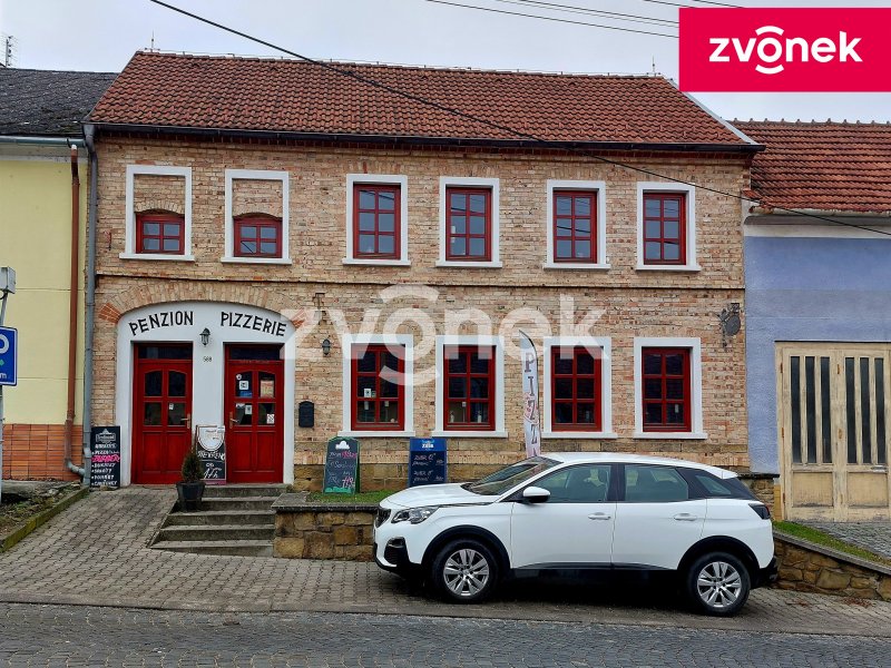 Pronájem objektu s ubytováním a restaurací – Vlčnov