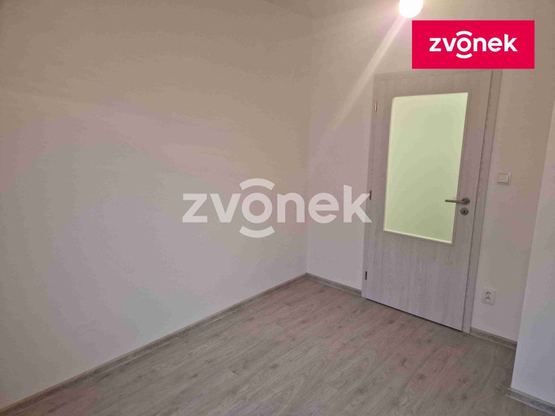 Pronájem bytu 2+kk ve Štěpnicích na Zahrádkách vedle Nemocnice.