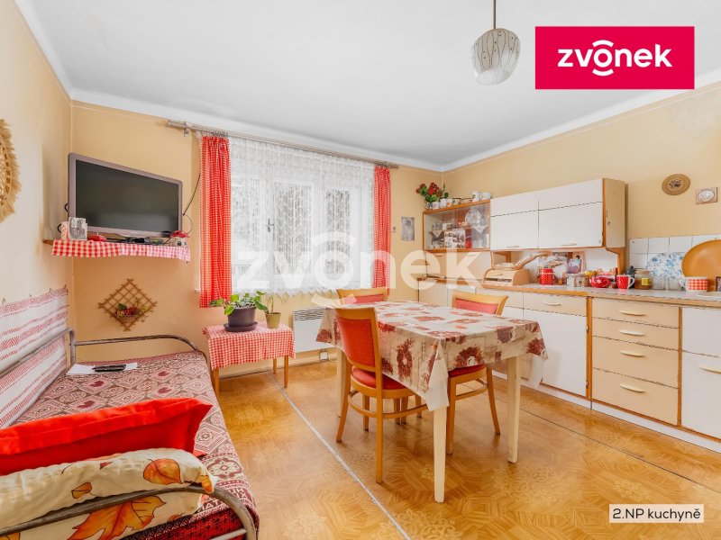 Prodej dvougeneračního rodinného domu s velkou zahradou – Mysločovice