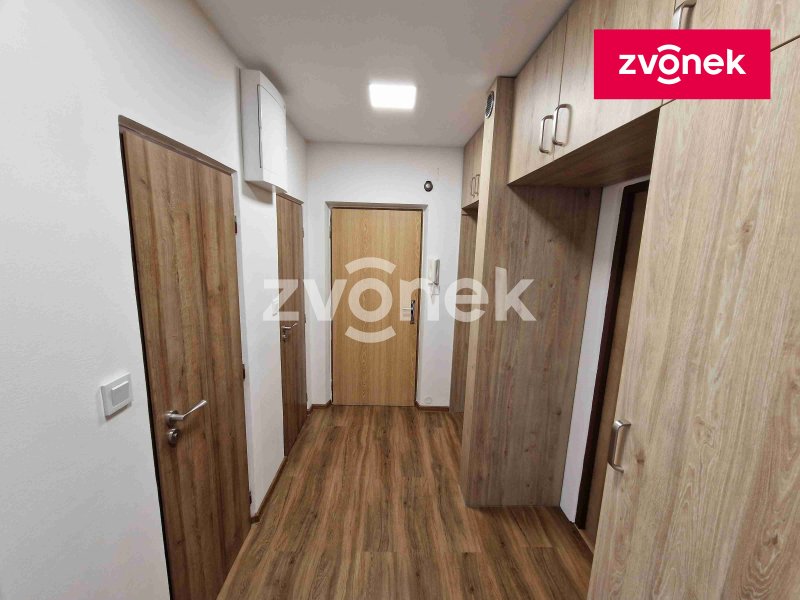 Pronájem bytu 3+1 po kompletní rekonstrukci v blízkosti centra Uh.Hradiště.