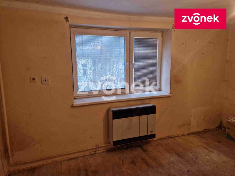 Prodej rodinného domu 2+1 v Hluku.