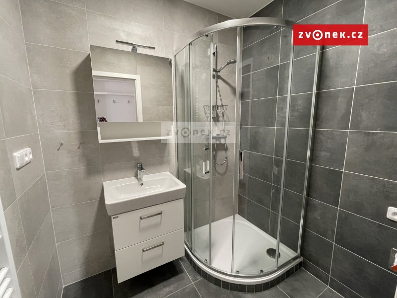 3+1 Benešovo nábřeží, kompletní rekonstrukce, pěkná a klidná lokalita