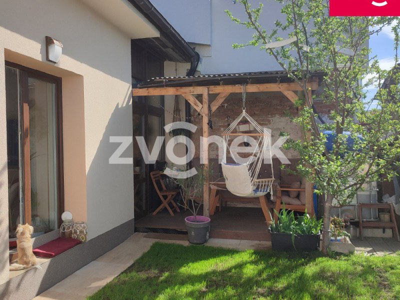 Pronájem 2+kk v RD, Otrokovice