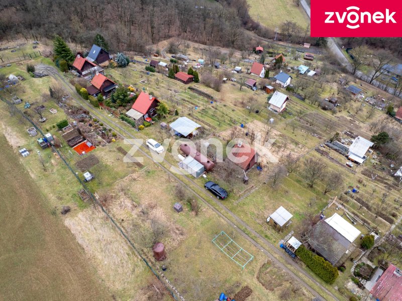 Ráj pro zahrádkáře - Chata v srdci úrodné zahrady 707 m², Napajedla