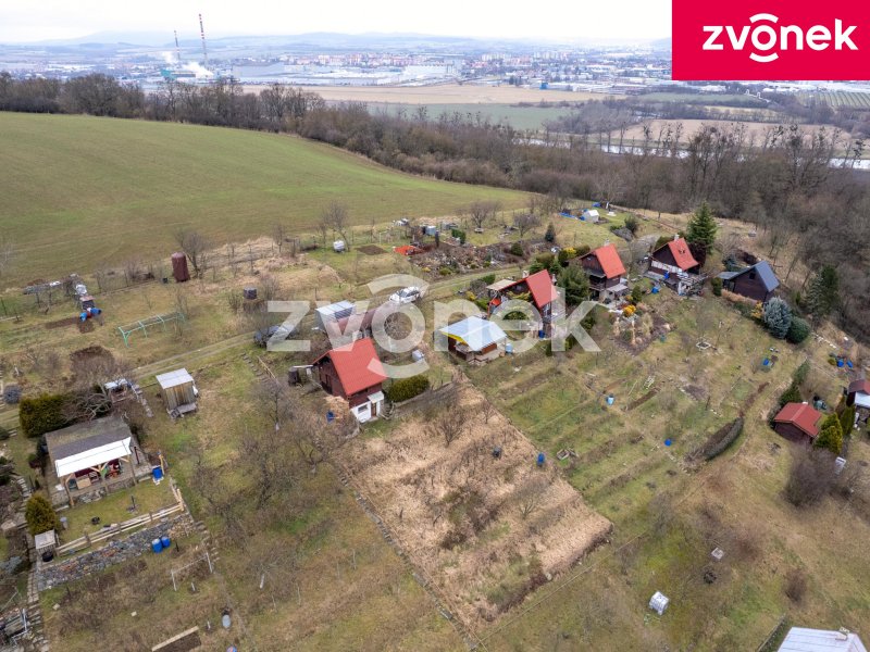 Ráj pro zahrádkáře - Chata v srdci úrodné zahrady 707 m², Napajedla