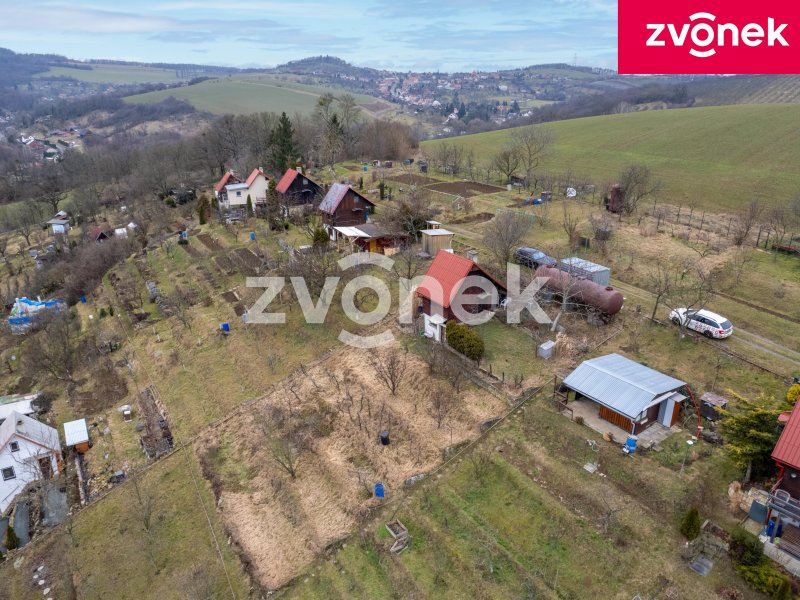 Ráj pro zahrádkáře - Chata v srdci úrodné zahrady 707 m², Napajedla