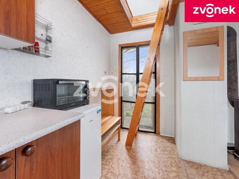 Ráj pro zahrádkáře - Chata v srdci úrodné zahrady 707 m², Napajedla