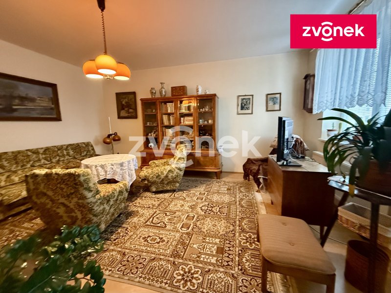 Prodej bytu 2+1 s lodžií a garáží Kroměříž, Talichova