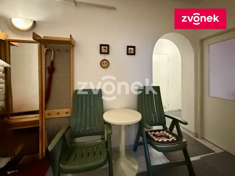 Prodej bytu 2+1 s lodžií a garáží Kroměříž, Talichova