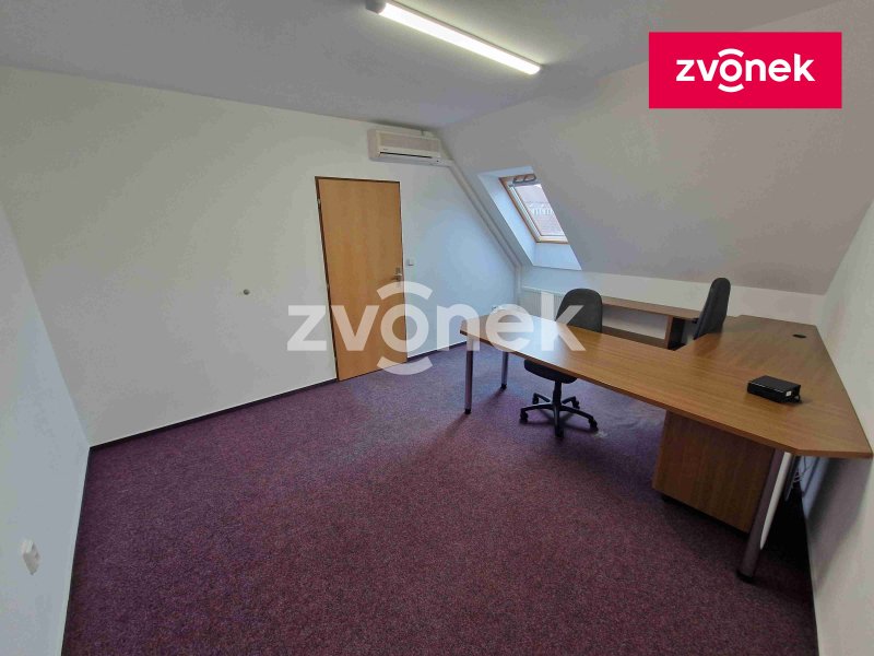 Pronájem kanceláří v centru Uh.Hradiště.