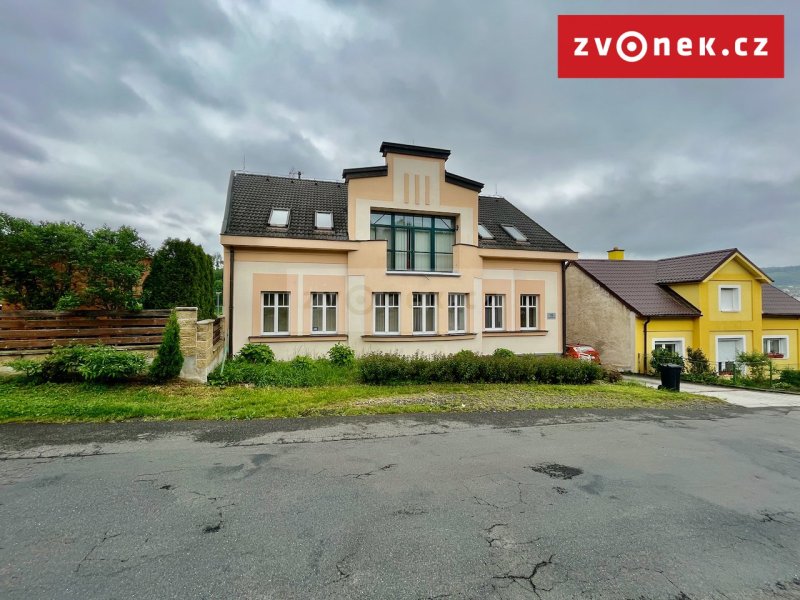 Pronájem kancelářské budovy Zlín - Vršava