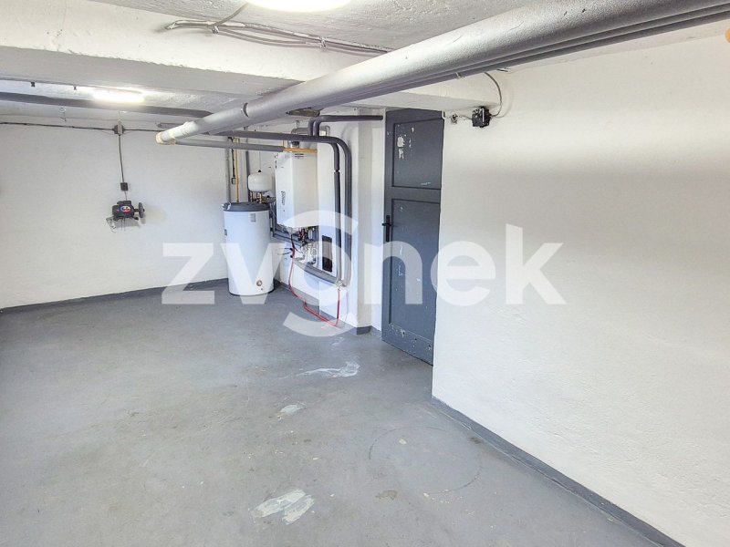 2+1 Zlín - Kostelec, zahrada, stání pro auto, ihned k nastěhování