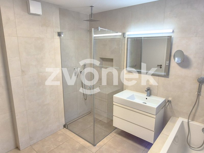 2+1 Zlín - Kostelec, po kompletní rekonstrukci, parkování, zahrada, velký sklep, ihned