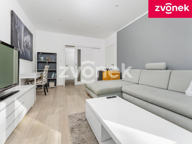 Stylový byt 2+1 po rekonstrukci v žádané lokalitě na Bartošce – ideální bydlení i investice