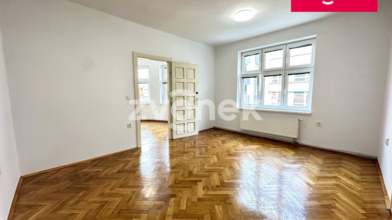 Pronájem bytu 3+1 v centru Zlína, ul. Soudní ( Náměstí Míru )