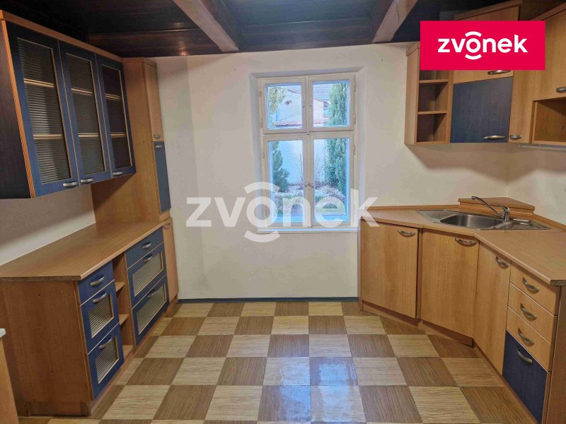 Pronájem rodinného domu 1+1 v obci Vésky.