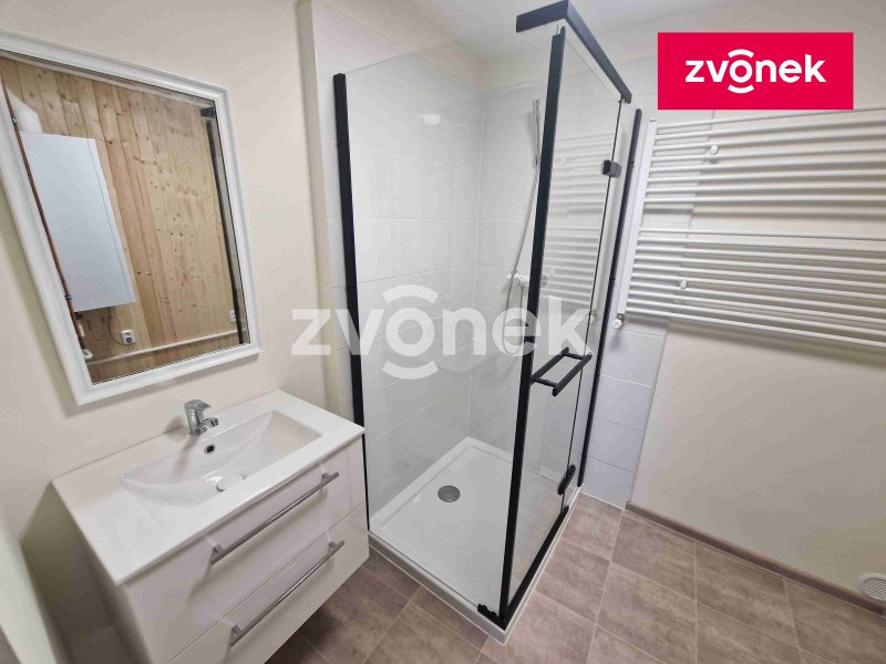 Pronájem rodinného domu 1+1 v obci Vésky.