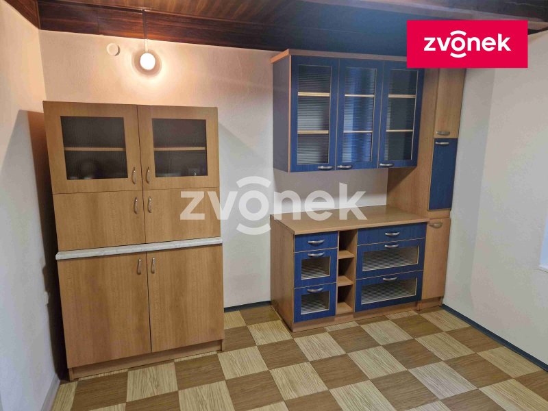 Pronájem rodinného domu 1+1 v obci Vésky.