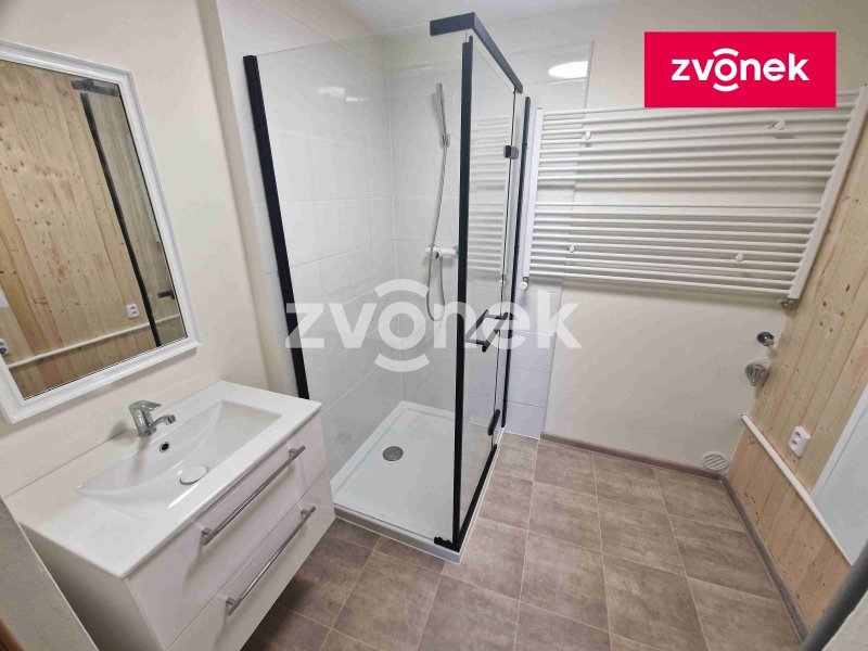 Pronájem rodinného domu 1+1 v obci Vésky.