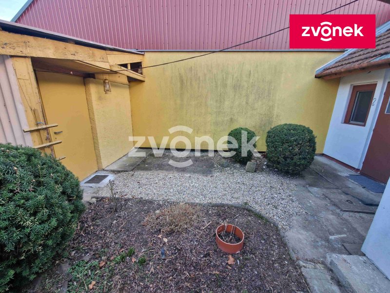 Pronájem rodinného domu 1+1 v obci Vésky.