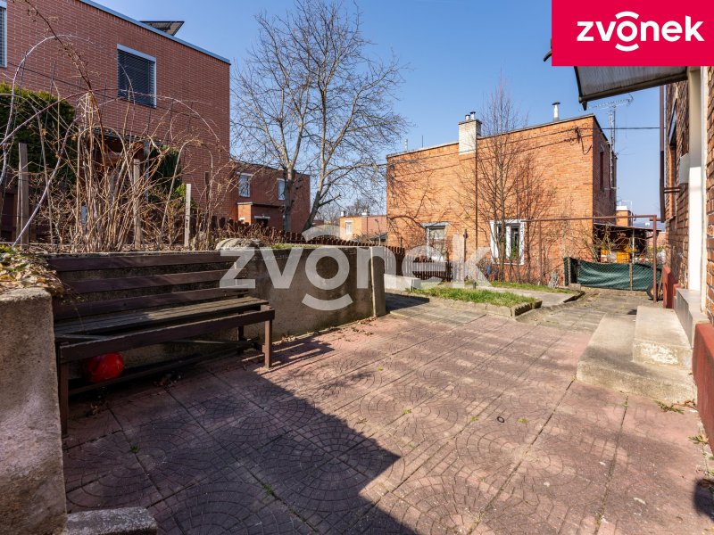 Baťovský půldomek 3+1 k rekonstrukci, Zlín