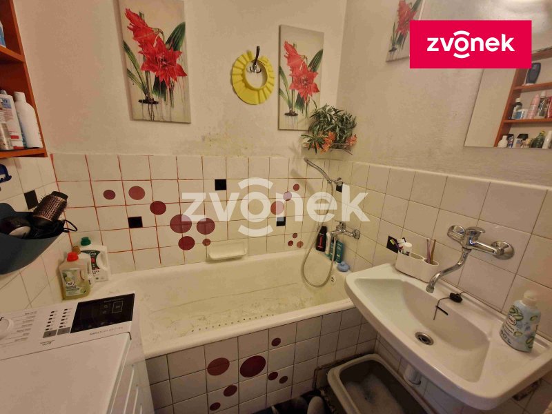 Prodej bytu 2+1 v blízkosti centra Uh. Hradiště.