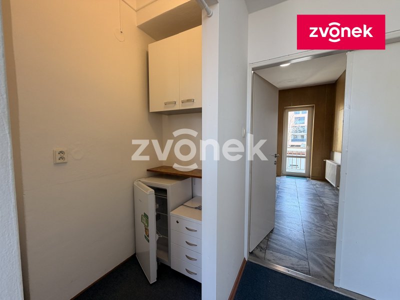 Pronájem kanceláří (50 m²) v centru Zlína S EXKLUZIVNÍM VÝHLEDEM