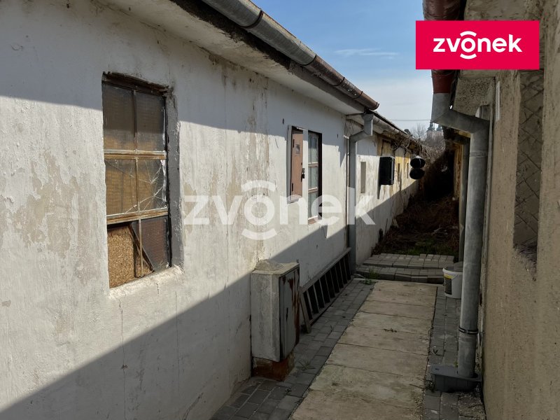 Prodej garáže - Uherské Hradiště, ul. Revoluční