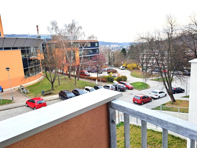 Pronájem 1+kk Zlín Nad Stráněmi