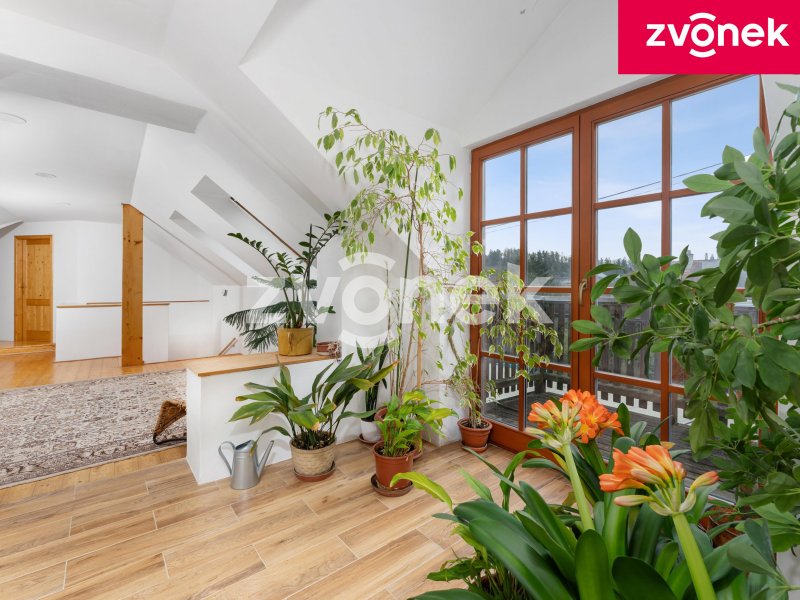 Rodinný dům s investičním potenciálem – Hvozdná u Zlína