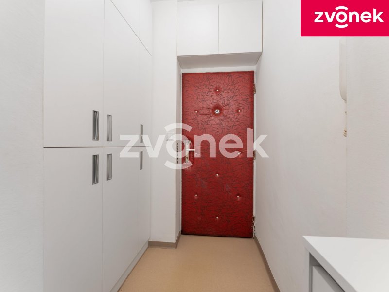 3+1 s balkonem, po rekonstrukci, ihned