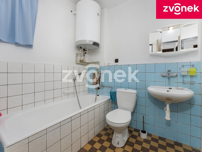 Prostorný rodinný dům se zahradou 1 050 m², garáží a velkým potenciálem – Bílovice u Uherského Hradiště