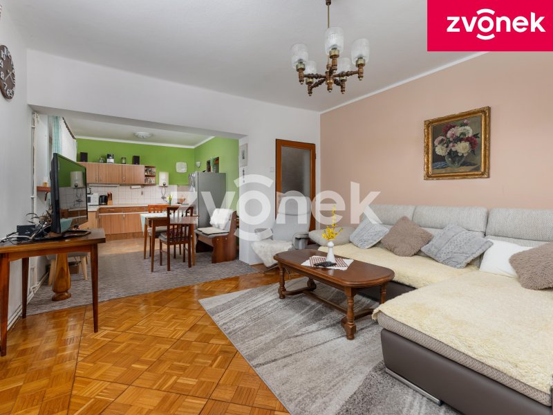 Prostorný rodinný dům se zahradou 1 050 m², garáží a velkým potenciálem – Bílovice u Uherského Hradiště