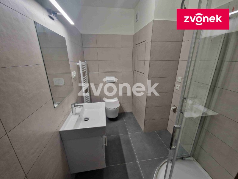 Pronájem bytu 1+kk na Zahrádkách.