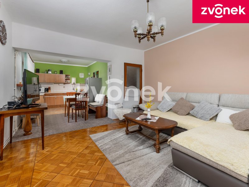 Prostorný rodinný dům se zahradou 1 050 m², garáží a velkým potenciálem – Bílovice u Uherského Hradiště