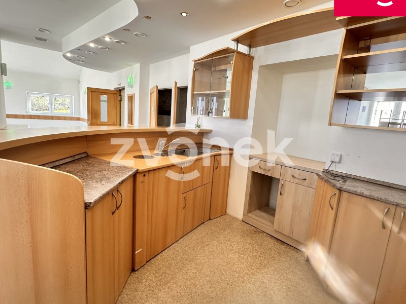 Plně vybavená bezbariérová restaurace v centru Zlína - ul. Antonínova