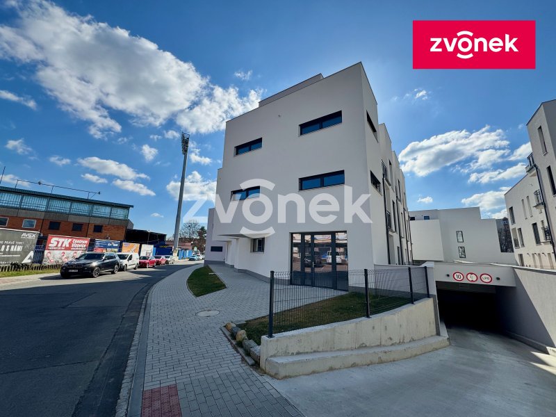 Nový byt 2+kk s parkovacím stáním, Zlín - Smetanova