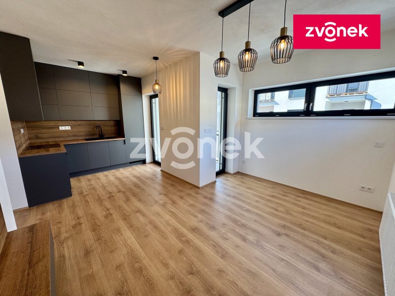 Nový byt 2+kk s parkovacím stáním, Zlín - Smetanova