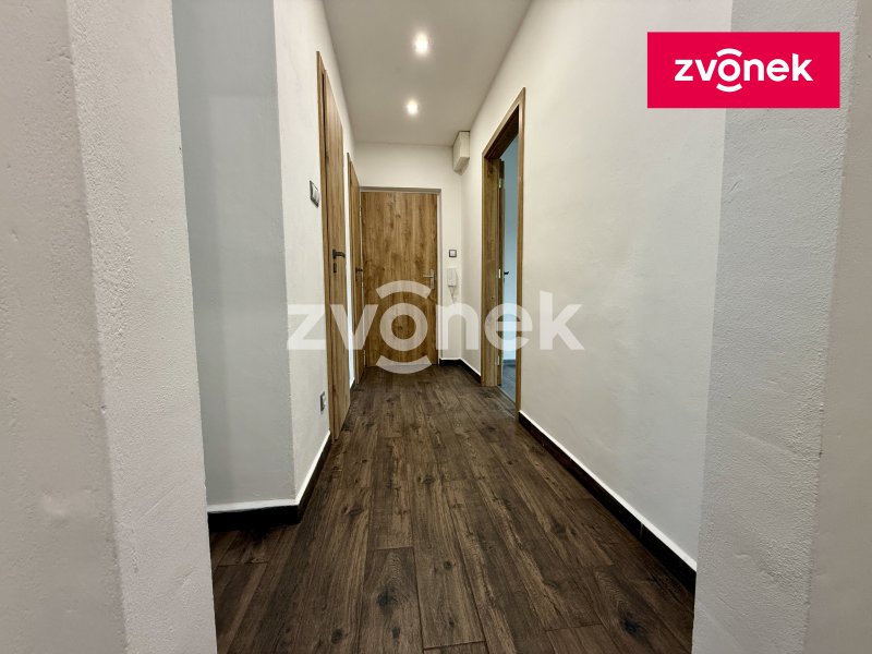 3+1 Malenovice, rekonstruovaný byt v pěkném a klidném prostředí