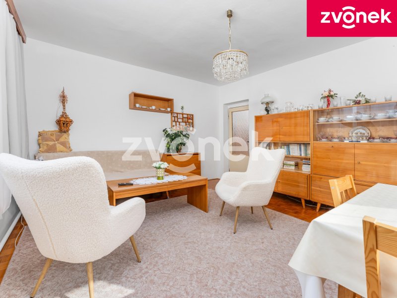 Prostorný dům v obci Ublo u Vizovic: Velká zahrada, dílna a potenciál pro podnikání