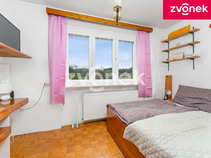 Prostorný dům v obci Ublo u Vizovic: Velká zahrada, dílna a potenciál pro podnikání