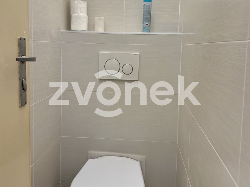 Byt 3+1 Otrokovice- Školní (Baťov), po rekonstrukci, zařízený, ihned k nastěhování.