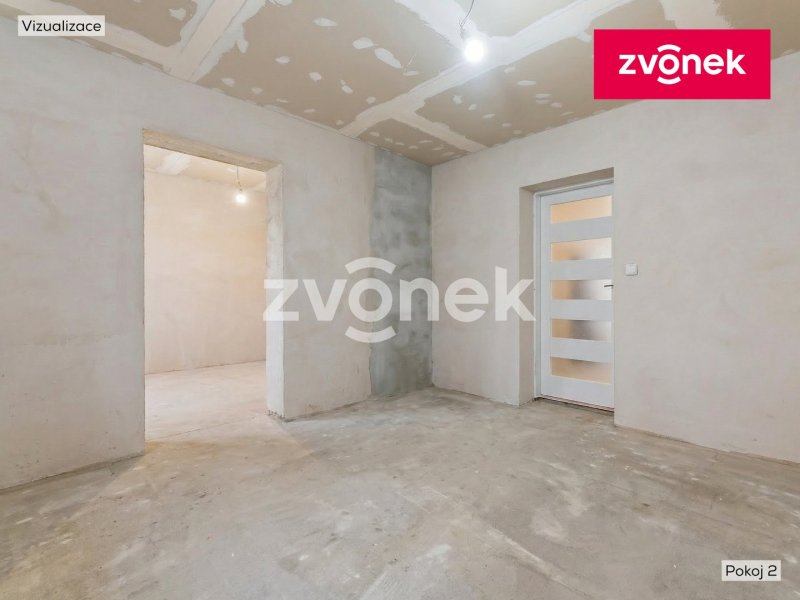 Dům ve Lhotsku s hotovými rozvody a zateplením. Dokončete si ho podle svého a bydlete ve vlastním!