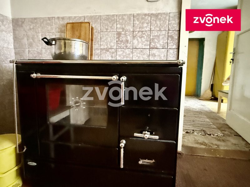 RD Štákovy Paseky u Zlína s velkou zahradou