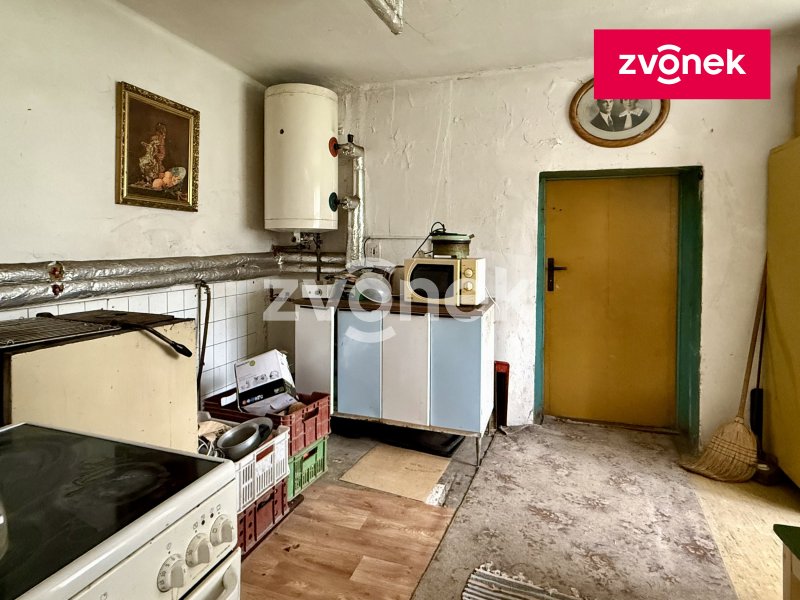 RD Štákovy Paseky u Zlína s velkou zahradou