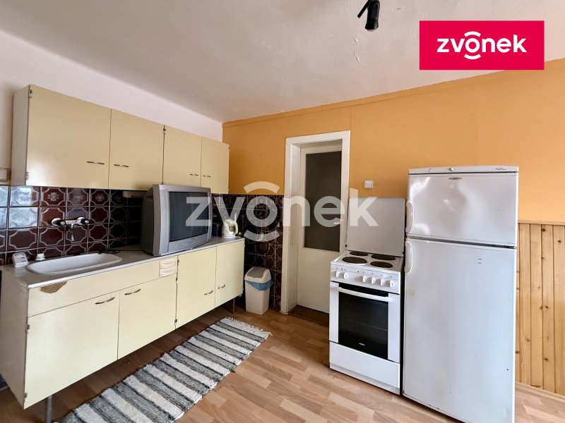 RD Štákovy Paseky u Zlína s velkou zahradou