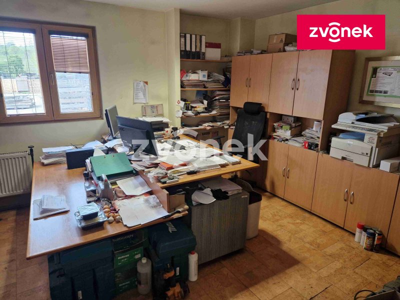 Prodej průmyslového areálu v obci Louka.