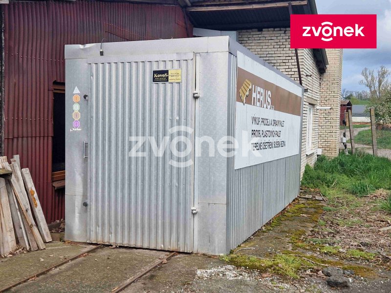 Prodej průmyslového areálu v obci Louka.