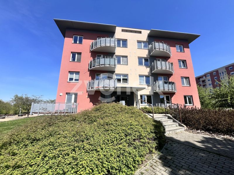 Pronájem bytu 2+1 52 m², Zlín