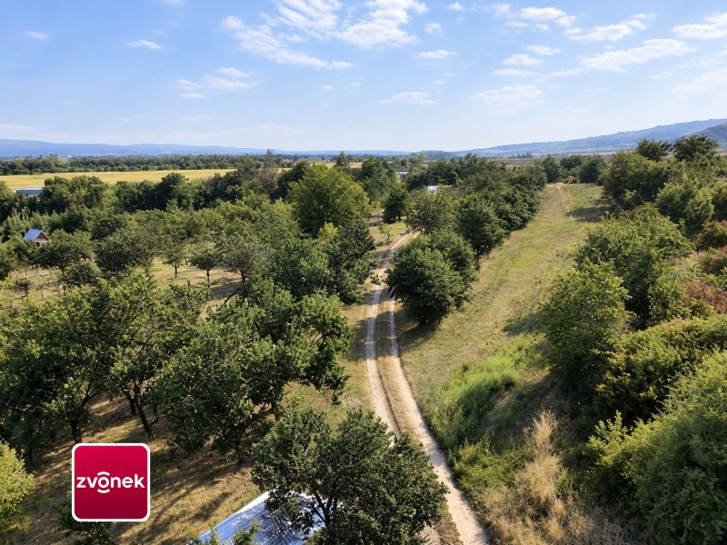 Prodej stavebního/investičního pozemku 2 143 m², Zlechov